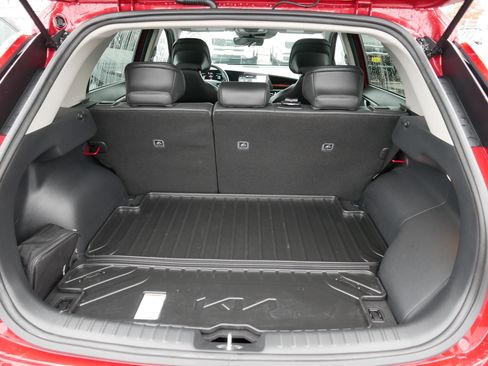 Certified 2023 Kia Niro EX w/ EX Cold Weather Package image 18