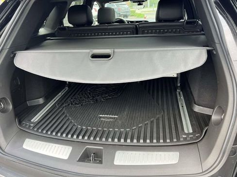Certified 2025 Cadillac XT5 Premium Luxury w/ Technology Package AWD/4WD image 10