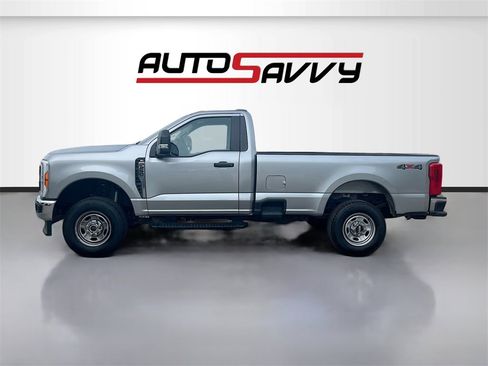 Used 2024 Ford F250 XL w/ Snow Plow Prep Package image 4