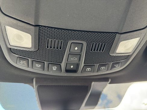 Used 2019 Ford F150 Lariat image 44