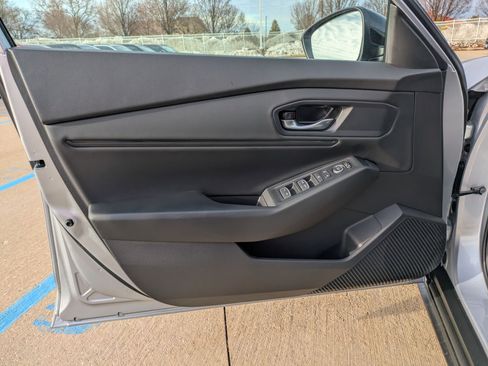 Certified 2025 Honda Accord SE image 12