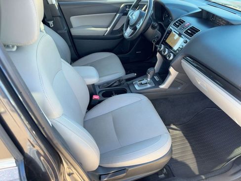 Used 2017 Subaru Forester 2.5i Limited w/ Popular Package #2 image 30