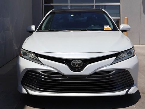 Used 2018 Toyota Camry XLE w/ Driver Assist Package FWD image 5