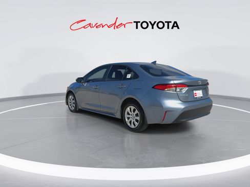 Certified 2025 Toyota Corolla LE FWD image 6