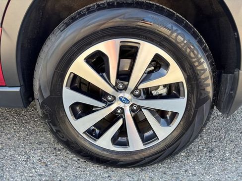 Certified 2025 Subaru Outback Premium AWD/4WD image 26