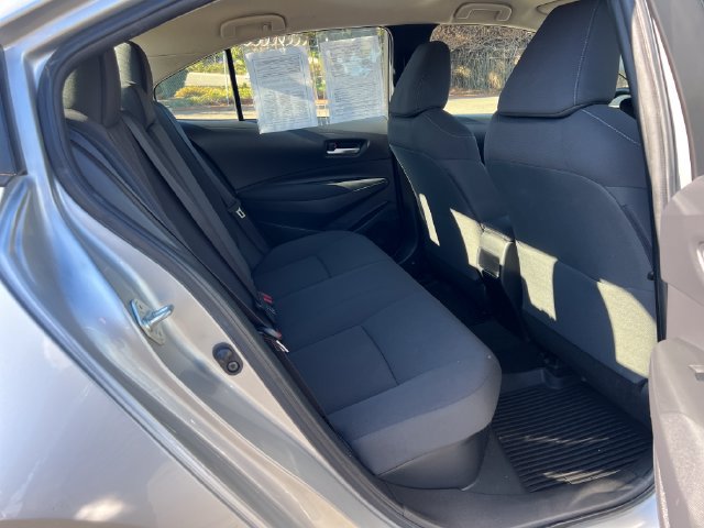 Used 2020 Toyota Corolla LE FWD image 10