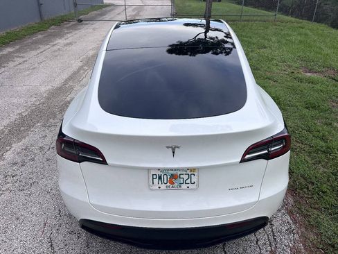 Used 2023 Tesla Model Y Long Range AWD/4WD image 8