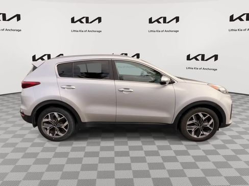 Used 2020 Kia Sportage EX FWD image 3