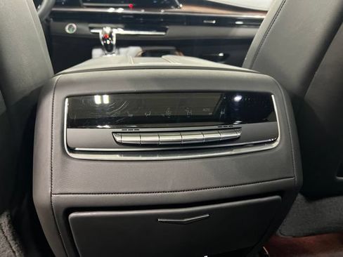 Used 2024 Cadillac Escalade Premium Luxury w/ LPO, Floor Liner Package AWD/4WD image 12