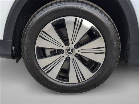 Used 2024 Mercedes-Benz EQB 250+ image 26