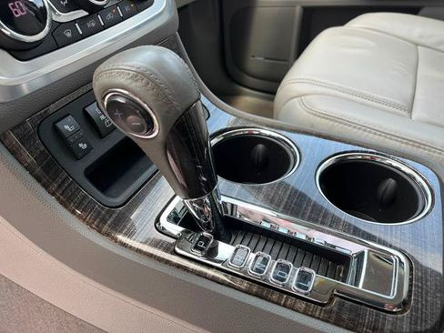 Used 2014 GMC Acadia SLT FWD image 24