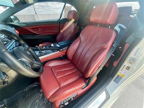 Used 2018 BMW 650i Convertible image 9