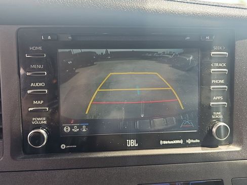 Used 2020 Toyota Sienna Limited Premium image 20