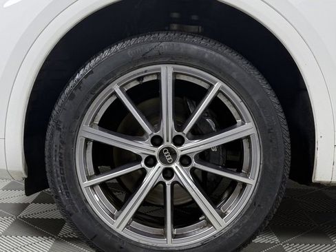 Certified 2023 Audi SQ5 Premium Plus w/ Premium Plus Package image 9