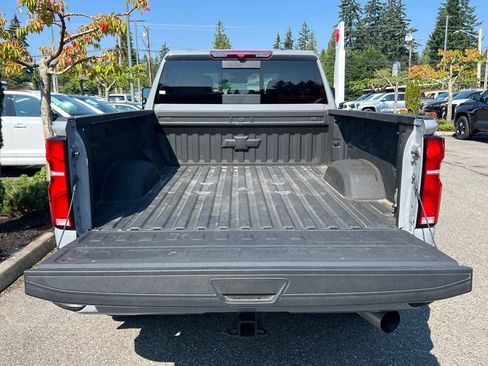 Used 2024 Chevrolet Silverado 3500 LT w/ Z71 Sport Edition AWD/4WD image 10