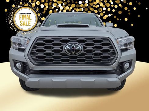 Used 2023 Toyota Tacoma TRD Sport image 12