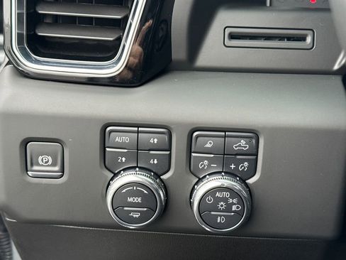 Certified 2026 GMC Sierra 1500 Denali image 19