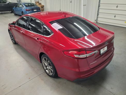 Used 2020 Ford Fusion SEL image 5