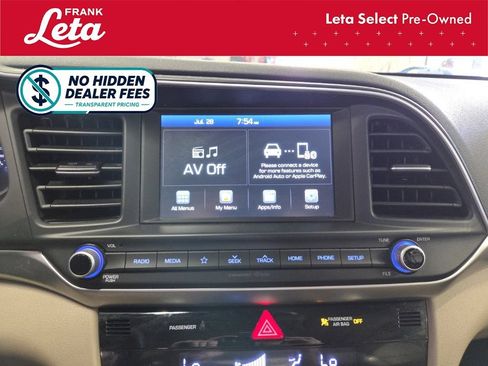 Used 2020 Hyundai Elantra SEL FWD image 12