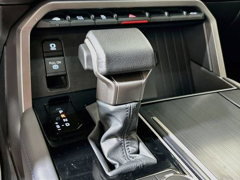Used 2026 Toyota Tundra Platinum AWD/4WD image 15