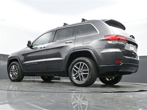 Used 2020 Jeep Grand Cherokee Limited w/ Luxury Group II image 26