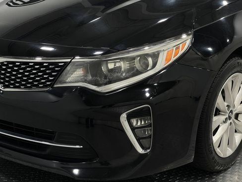 Used 2018 Kia Optima S w/ Panoramic Sunroof Package FWD image 31