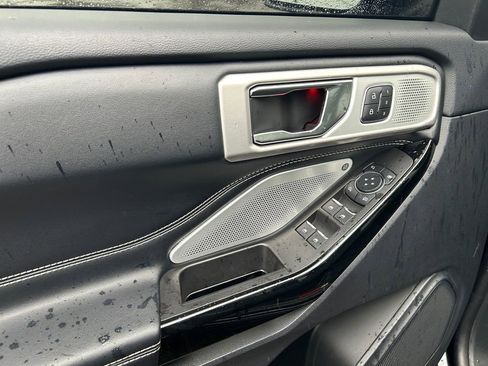 Used 2022 Ford Explorer ST w/ ST Street Pack image 23