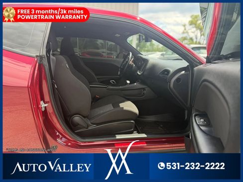 Used 2022 Dodge Challenger GT RWD image 16