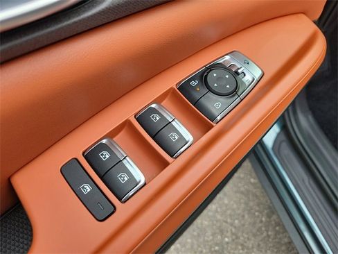 New 2026 Kia Carnival SX image 22