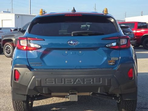 Used 2024 Subaru Crosstrek 2.5i Wilderness w/ Crosstrek Mirror Package AWD/4WD image 4