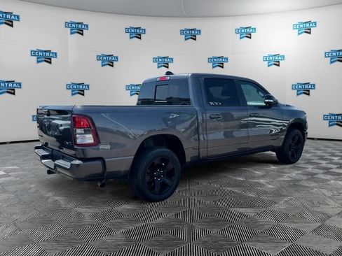 Used 2022 RAM 1500 Big Horn AWD/4WD image 6