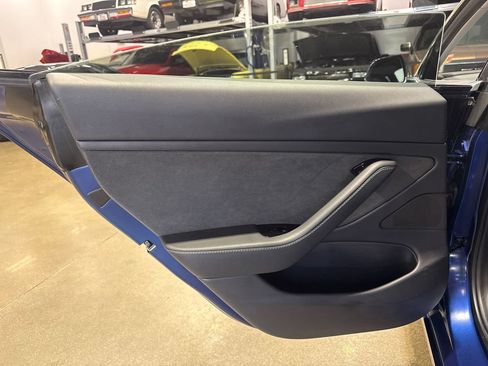 Used 2019 Tesla Model 3 Long Range AWD/4WD image 44