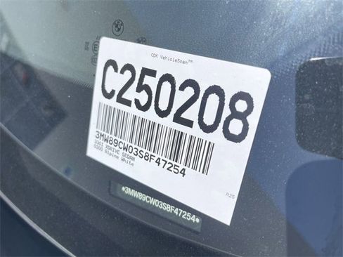 New 2025 BMW 330i xDrive Sedan w/ Convenience Package image 23