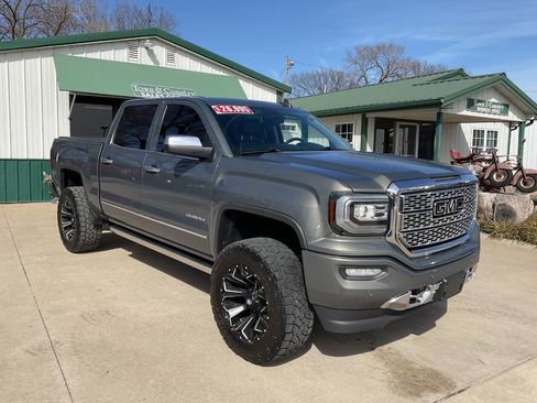Used 2017 GMC Sierra 1500 Denali w/ Denali Ultimate Package image 3
