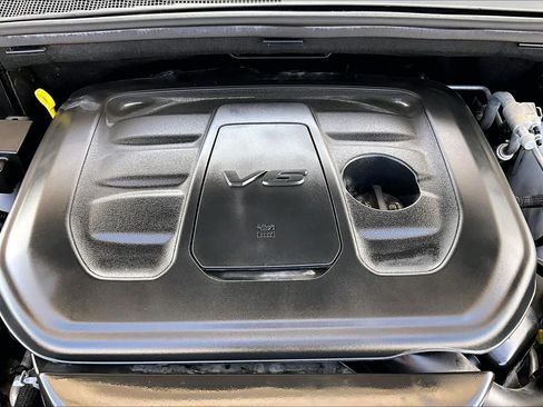 Used 2019 Jeep Grand Cherokee Altitude RWD image 33