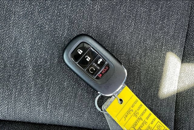 Used 2025 Honda Accord SE image 37