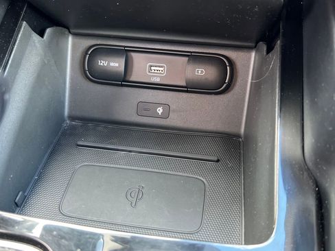 Used 2022 Kia Telluride EX w/ EX Premium Package image 32