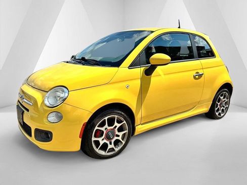 Used 2013 FIAT 500 Sport FWD image 3