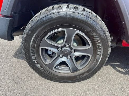 Used 2021 Jeep Wrangler Unlimited Sport AWD/4WD image 37