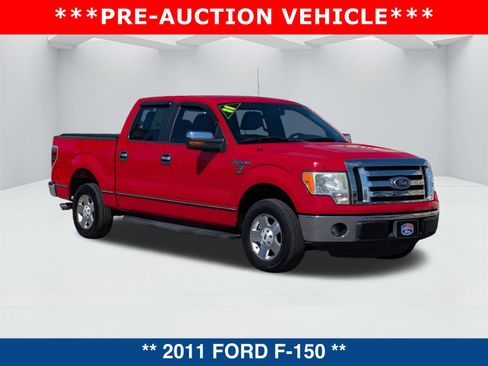 Used 2011 Ford F150 XLT w/ XLT Convenience Pkg image 2