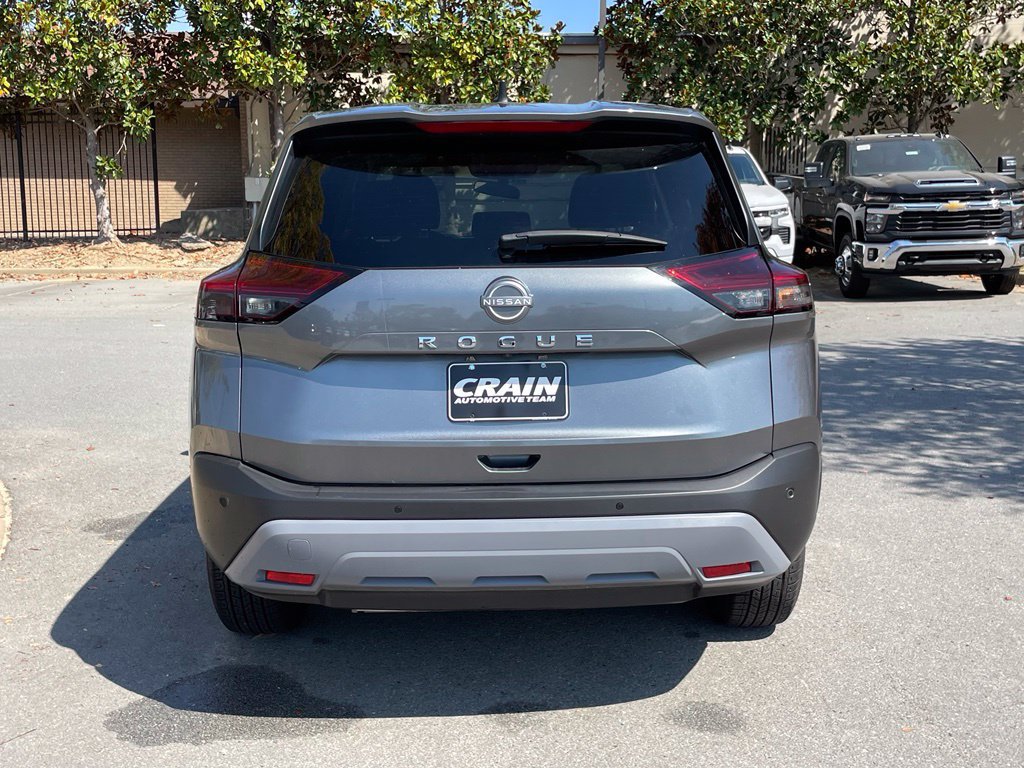 Used 2023 Nissan Rogue S FWD image 6