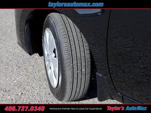 New 2025 Nissan Versa S w/ Trunk Package image 24