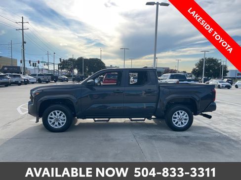 Certified 2026 Toyota Tacoma SR5 AWD/4WD image 2