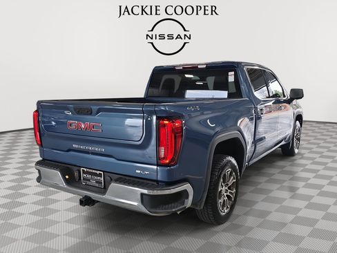 Used 2024 GMC Sierra 1500 SLT AWD/4WD image 5