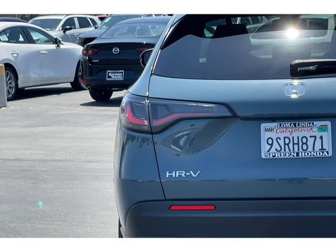 Used 2025 Honda HR-V Sport image 14