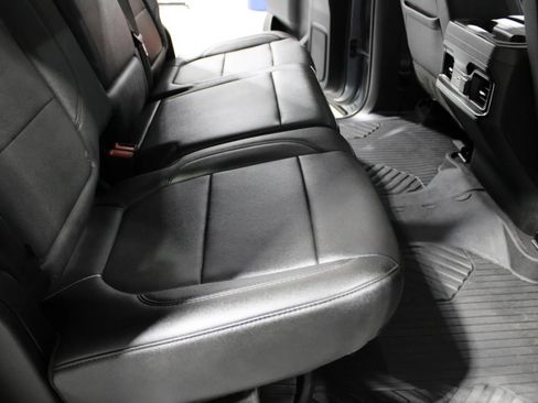 Used 2021 Chevrolet Silverado 1500 LT Trail Boss w/ Convenience Package II AWD/4WD image 29