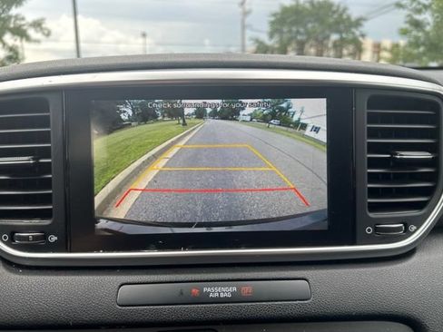 Used 2020 Kia Sportage S w/ S Sunroof Package FWD image 11