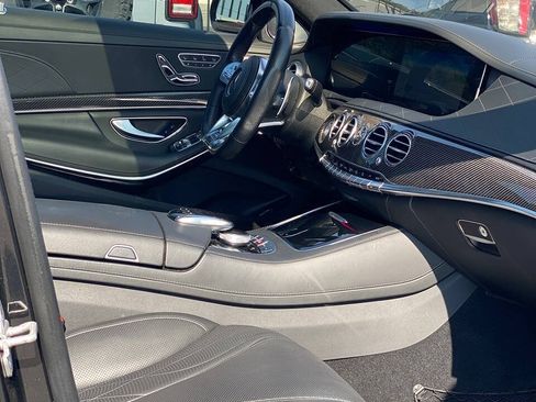 Used 2018 Mercedes-Benz S 63 AMG S 4MATIC Sedan image 9