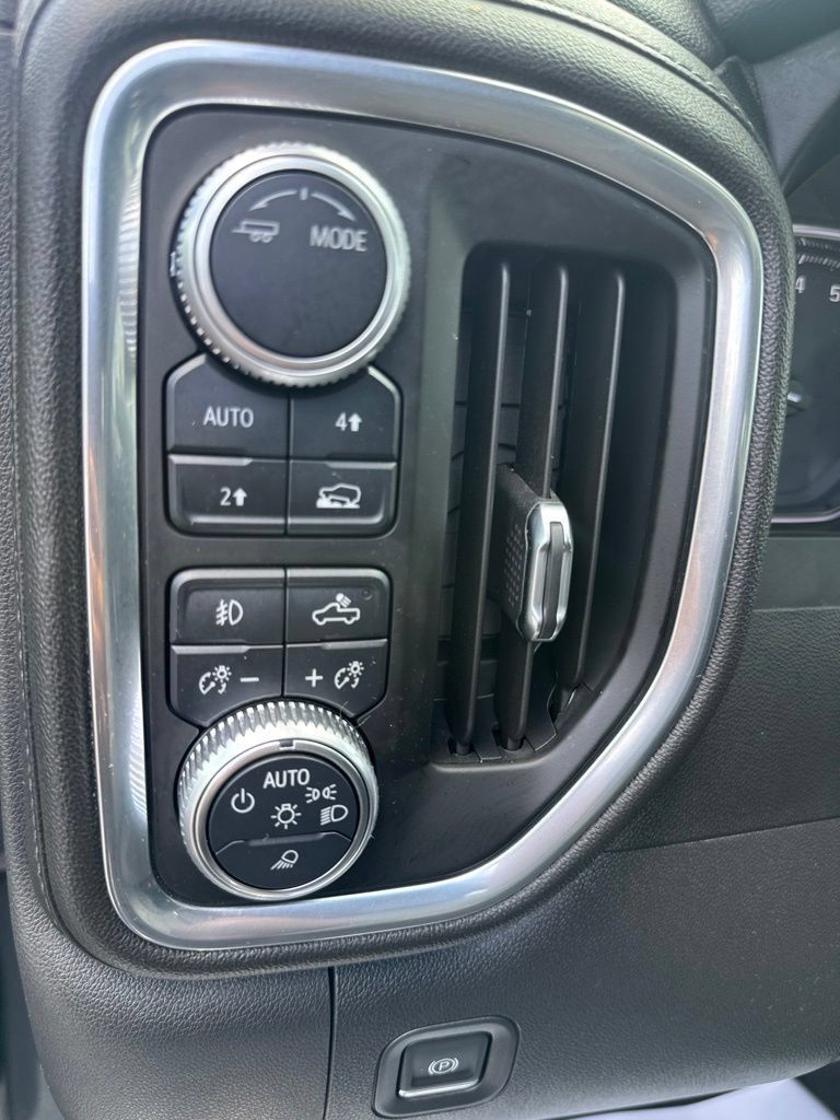Used 2020 GMC Sierra 1500 SLT w/ SLT Premium Plus Package AWD/4WD image 16