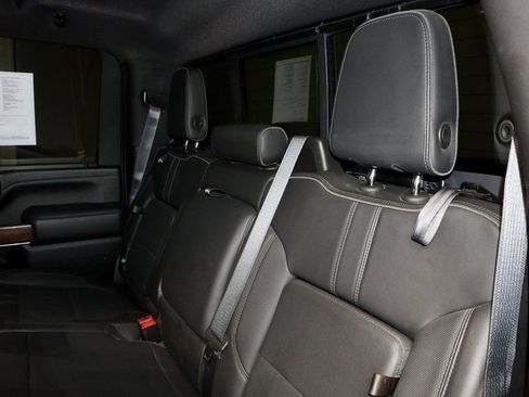 Used 2021 Chevrolet Silverado 3500 High Country image 22